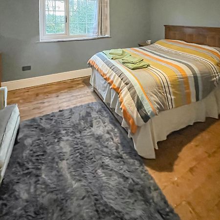Tollgate Cottage Leek Bagian luar foto