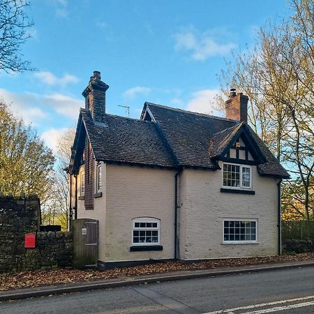 Tollgate Cottage Leek Bagian luar foto