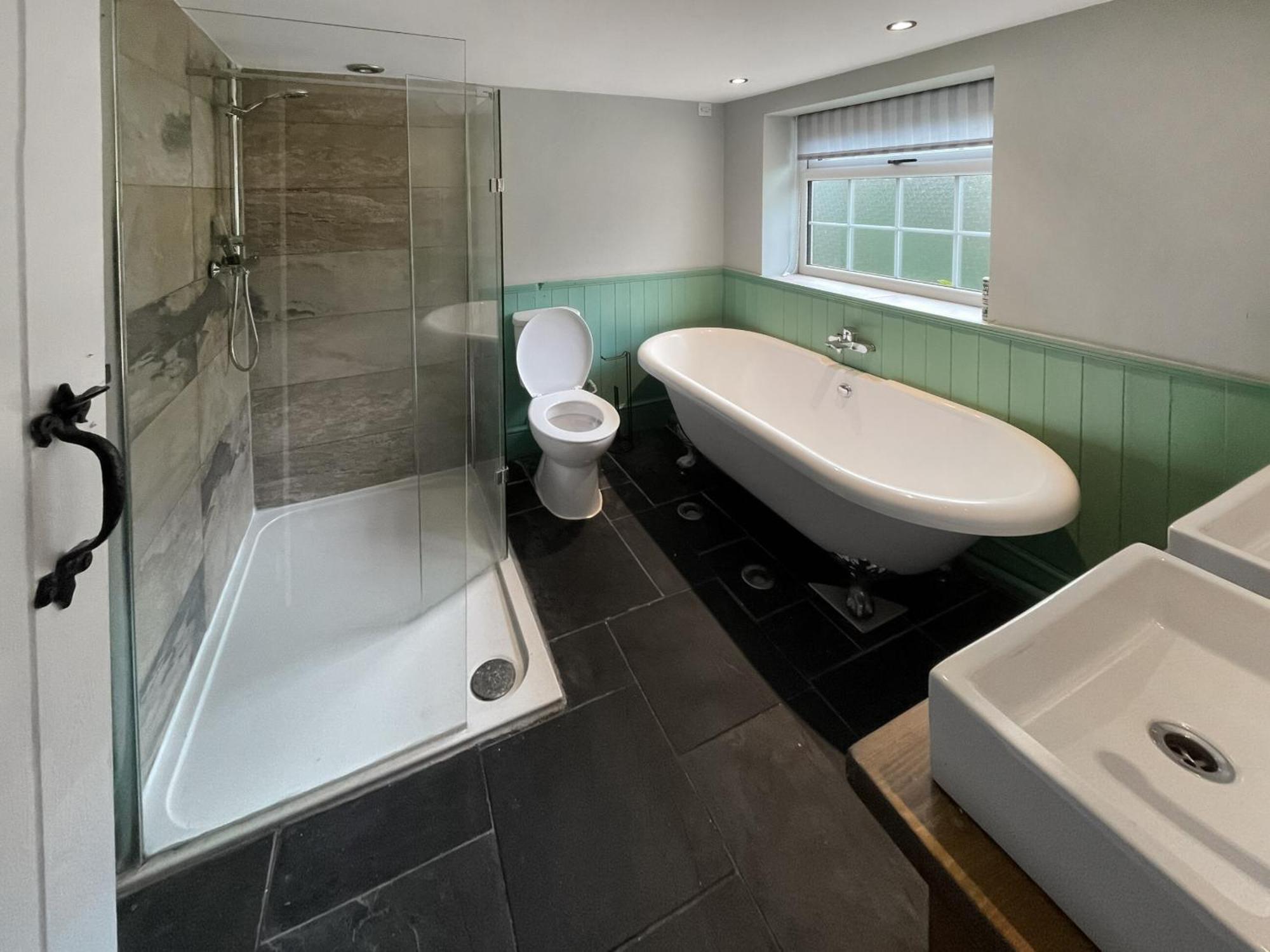 Tollgate Cottage Leek Bagian luar foto