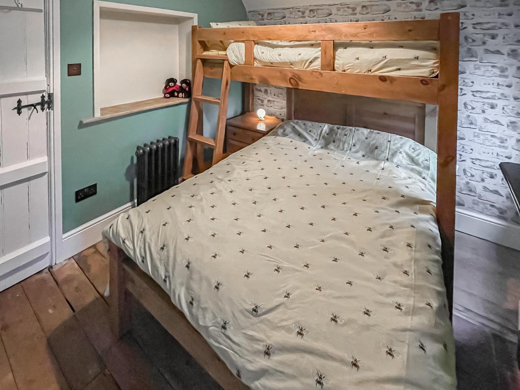 Tollgate Cottage Leek Bagian luar foto